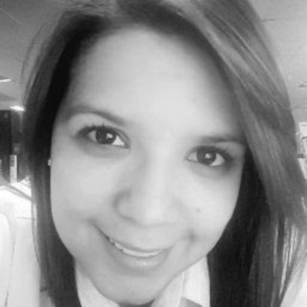 Meet your Posher, Alejandra